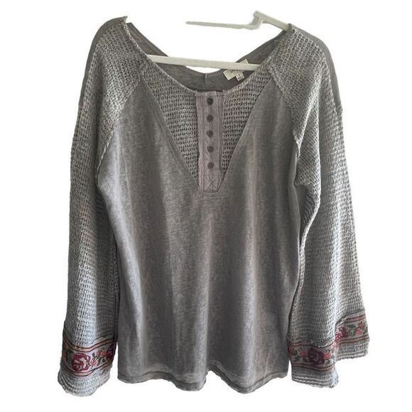 Umgee Boutique Gray Needle Point Belle Sleeves Top Women’s Size Small Medium - Picture 1 of 4